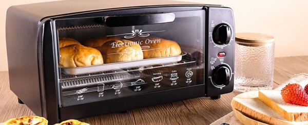 Smad Toaster Mini Oven for Baking warms up quickly and evenly