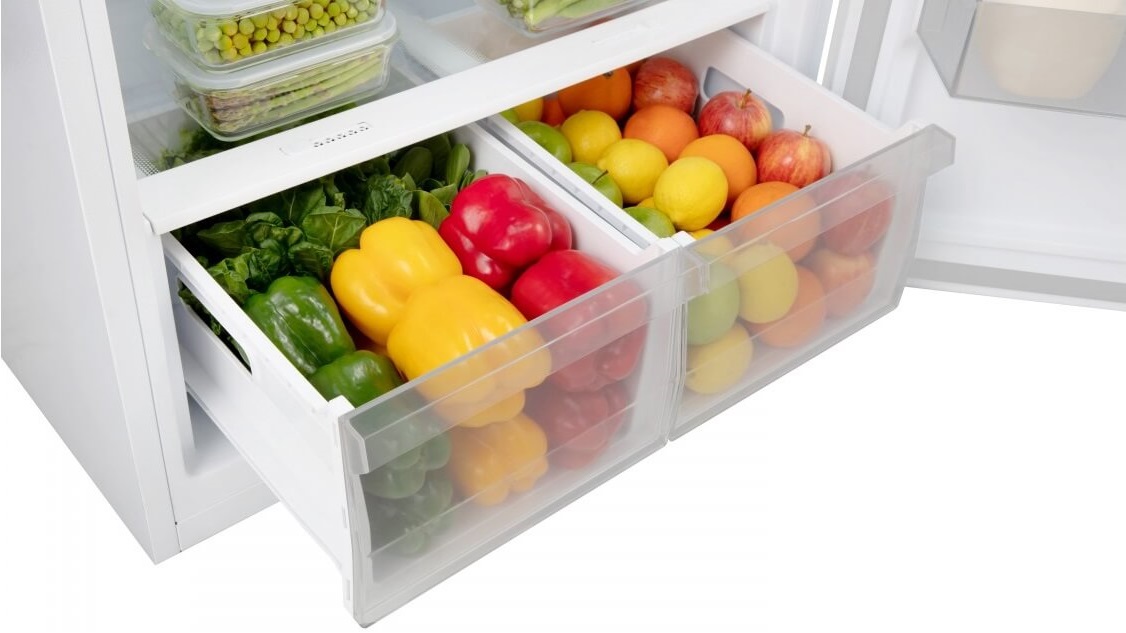 
Smad 18 Cu. Ft. Full Size Top Mount Freezer Refrigerator with Moisture Fresh Crisper Drawer